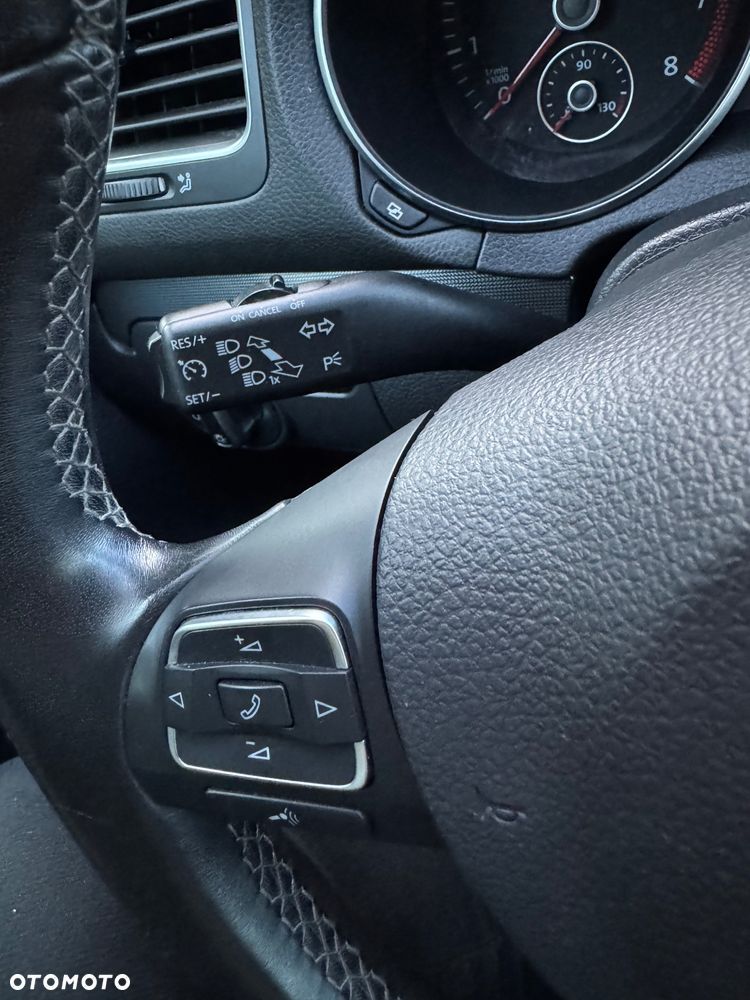Volkswagen Golf 1.2 TSI Style - 36