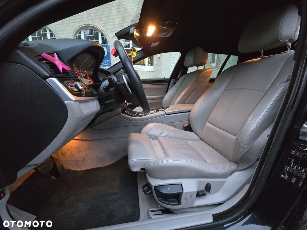 BMW Seria 5 520d - 11