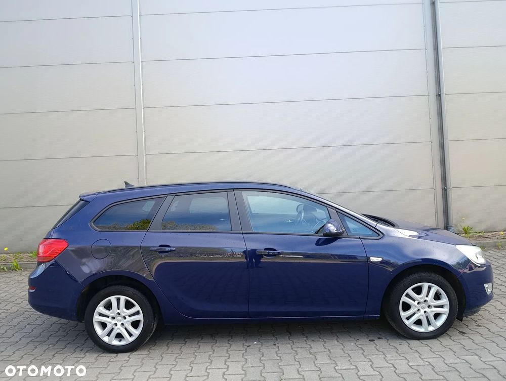 Opel Astra 1.4 T Edition 150 - 8