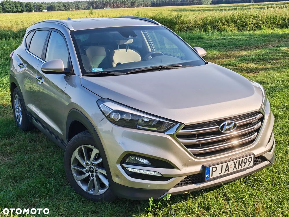 Hyundai Tucson 1.7 CRDI BlueDrive Comfort 2WD - 19