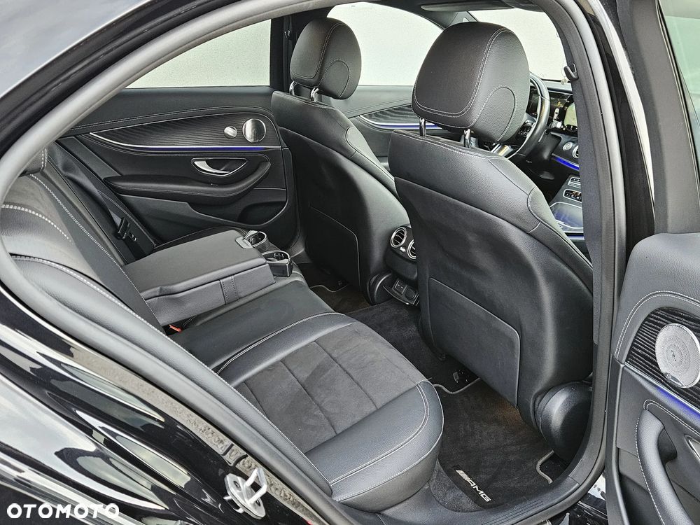 Mercedes-Benz Klasa E 220 d 4-Matic AMG - 11