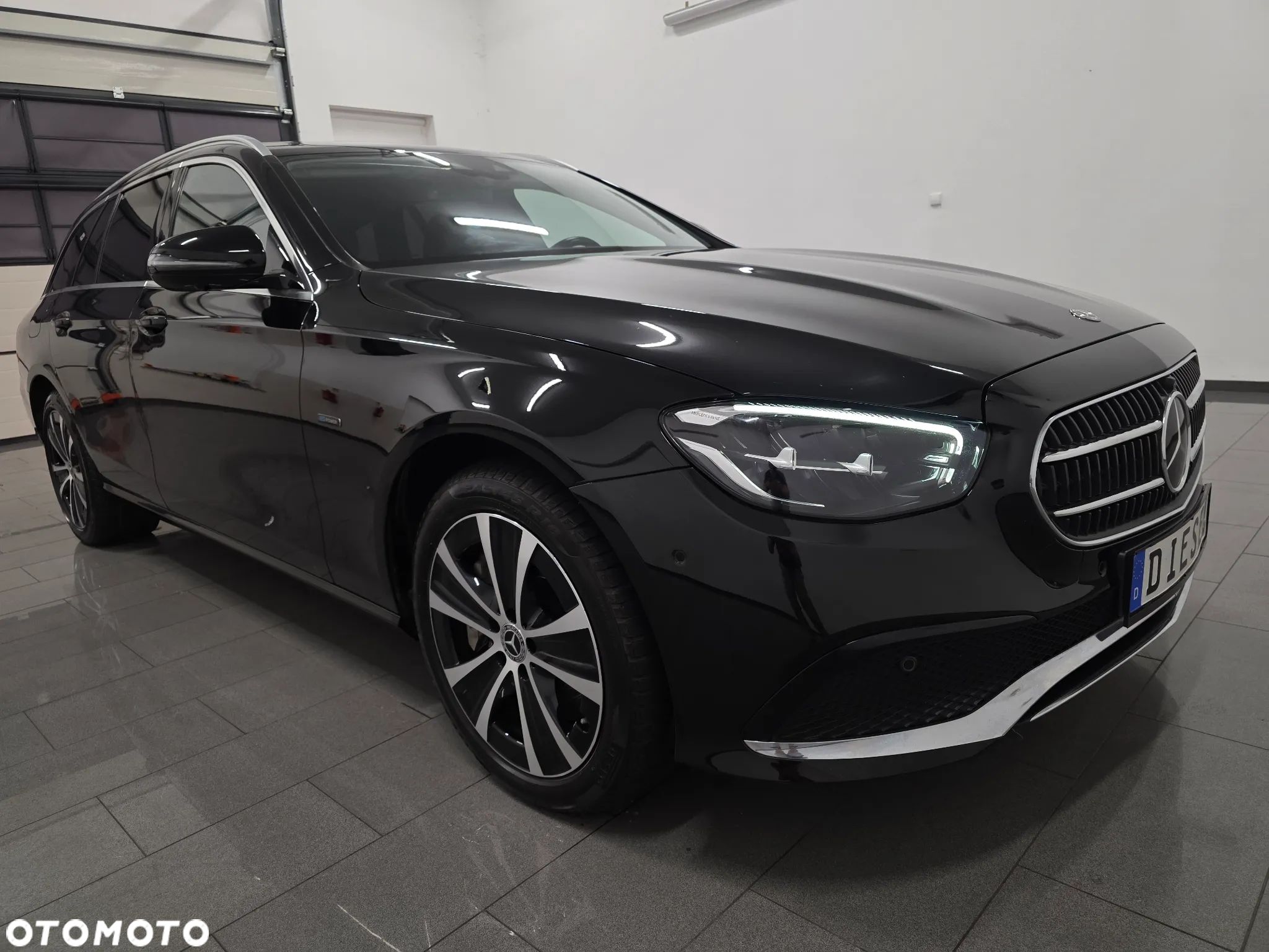Mercedes-Benz Klasa E 300 de 9G-TRONIC Exclusive - 1