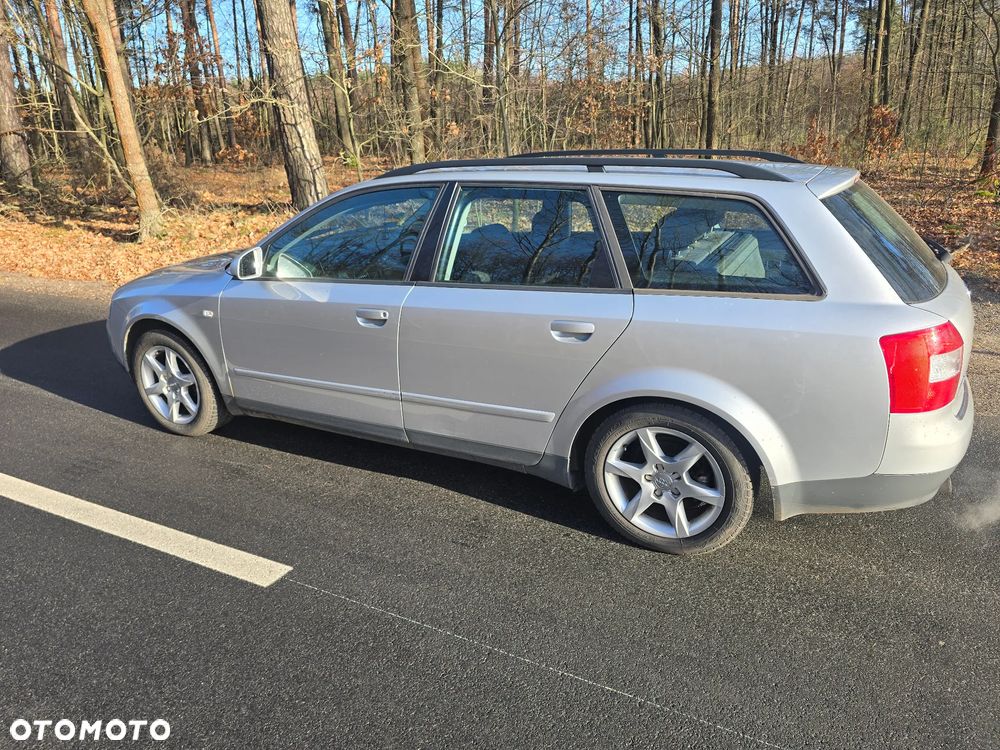 Audi A4 Avant - 5