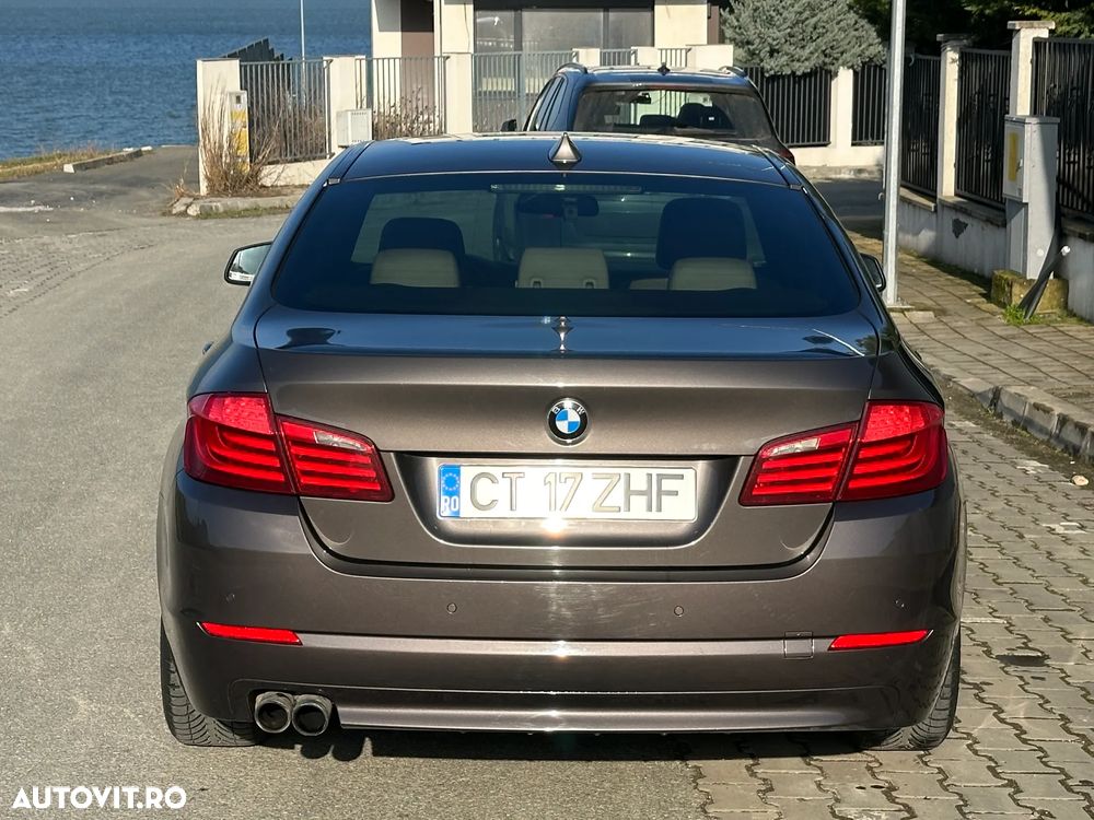 BMW Seria 5 520d Efficient Dynamics Edition - 9