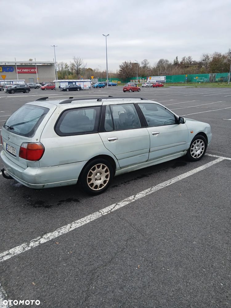 Nissan Primera 1.8 Comfort High - 1