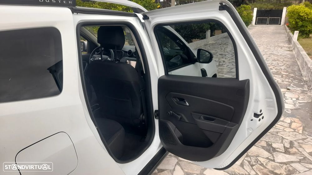 Dacia Duster 1.5 Blue dCi Prestige 4WD - 37