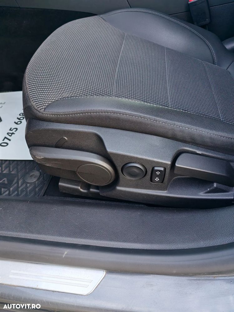 Opel Insignia 2.0 CDTI Automatik Sport - 11