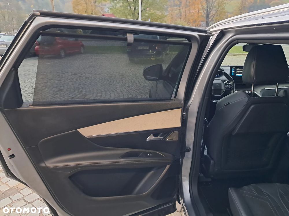 Peugeot 5008 - 17