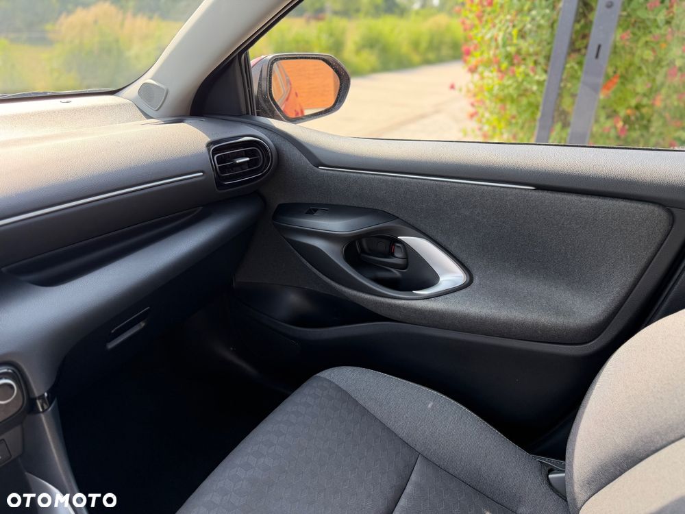 Toyota Yaris - 13