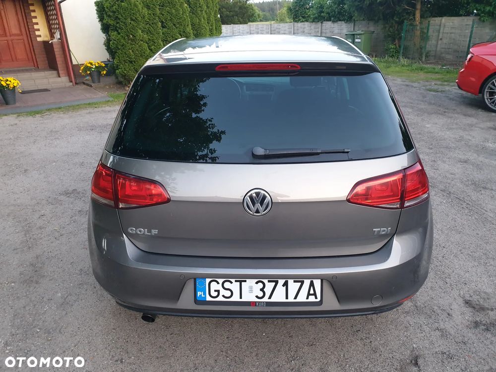 Volkswagen Golf 1.6 TDI BlueMotion Comfortline - 4