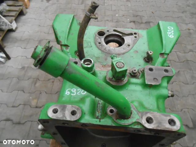 Obudowa tylnego mostu IVT John Deere 6920 - 5