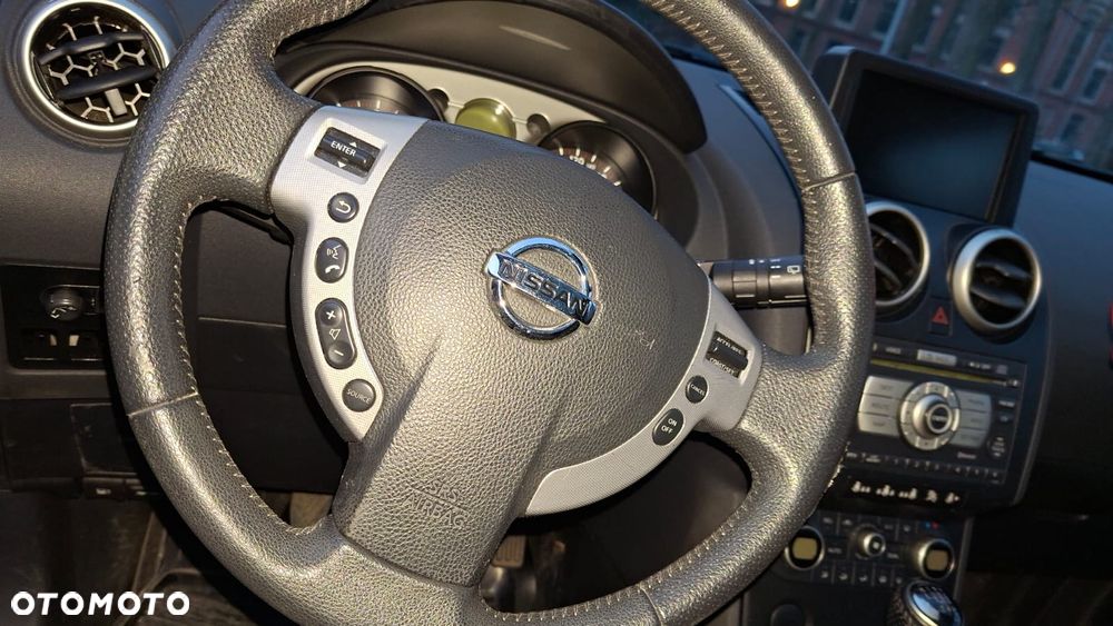 Nissan Qashqai - 10