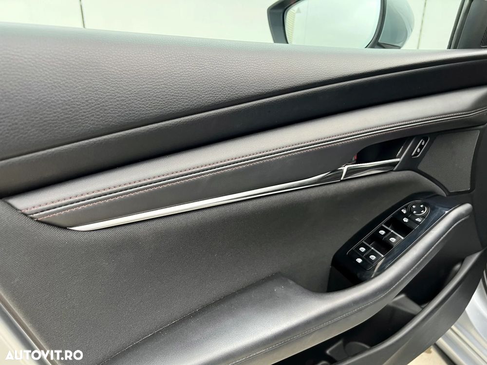 Mazda 3 e-Skyactiv G122 MHEV Exclusive-Line - 10