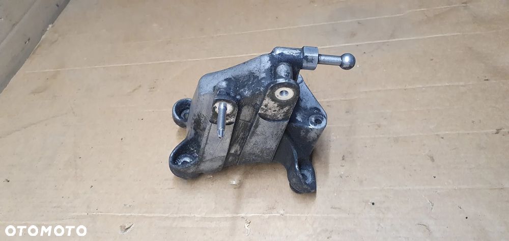 Łapa mocowanie skrzyni biegów Citroen Jumper 2.0 HDI AdBlue Euro 6 9816728980 - 2