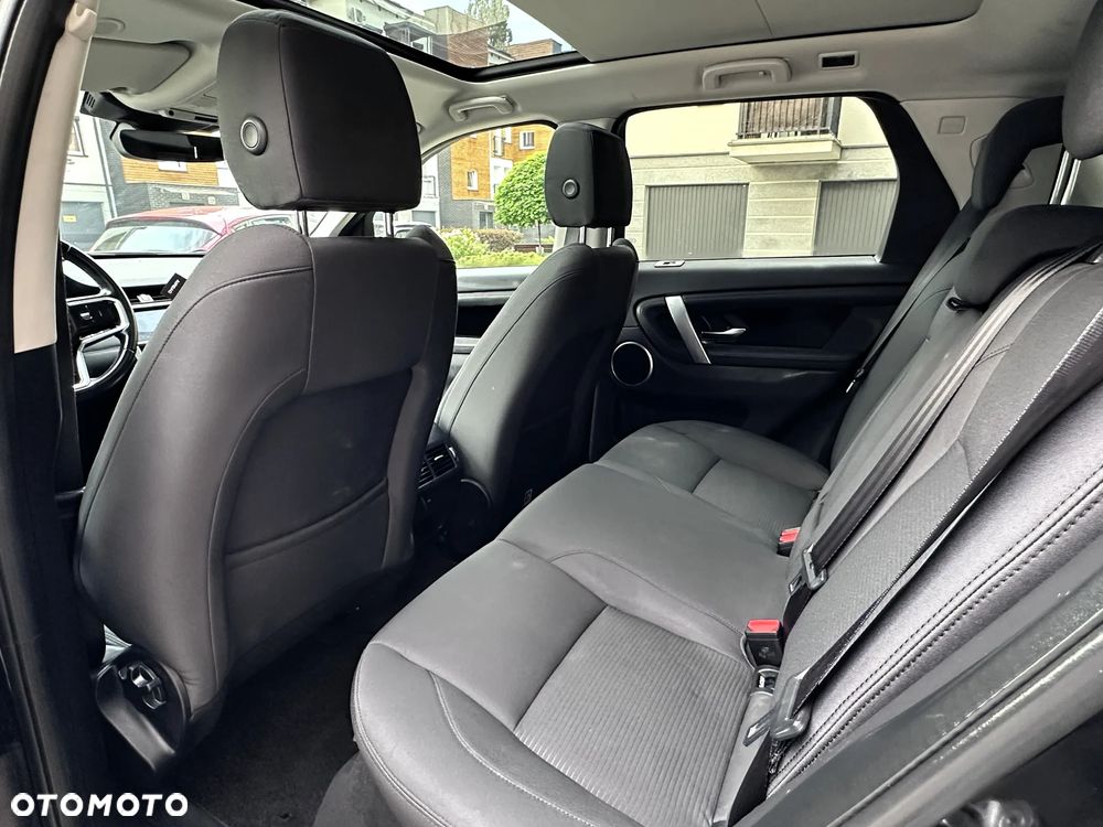 Land Rover Discovery Sport 2.0 D165 mHEV - 13