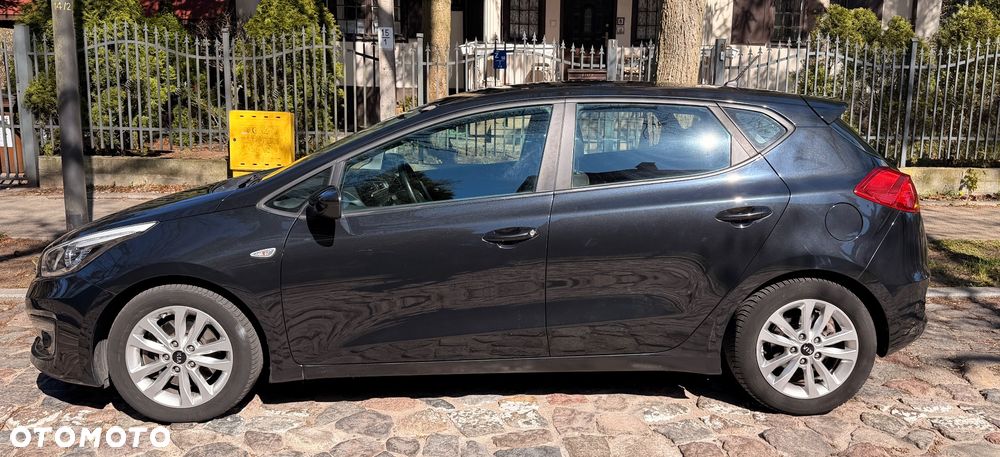 Kia Ceed 1.4 CVVT Attract - 12