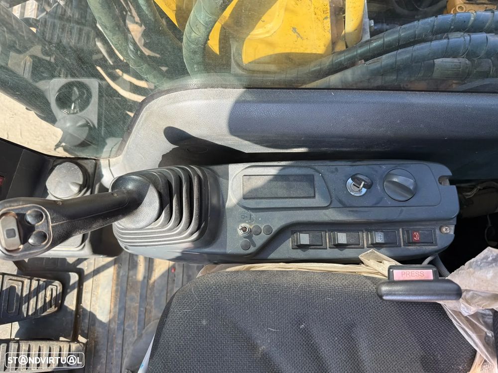 Outra não listada SANY S135C - 9