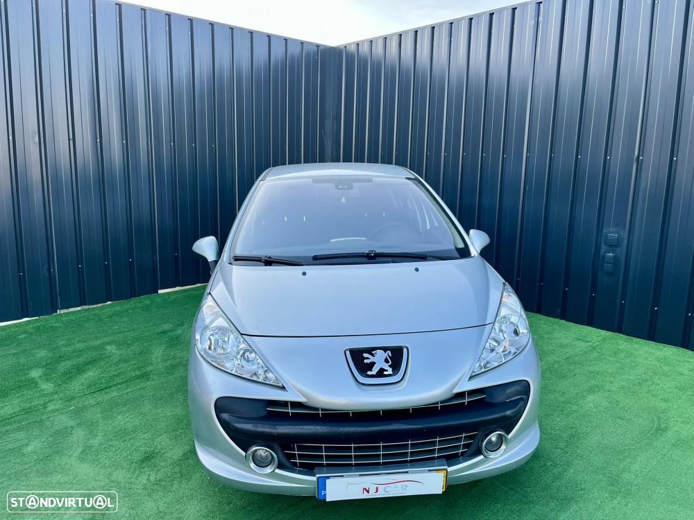 Peugeot 207 - 2
