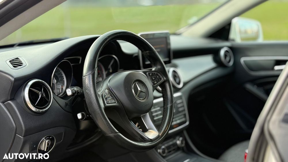 Mercedes-Benz CLA 200 - 10