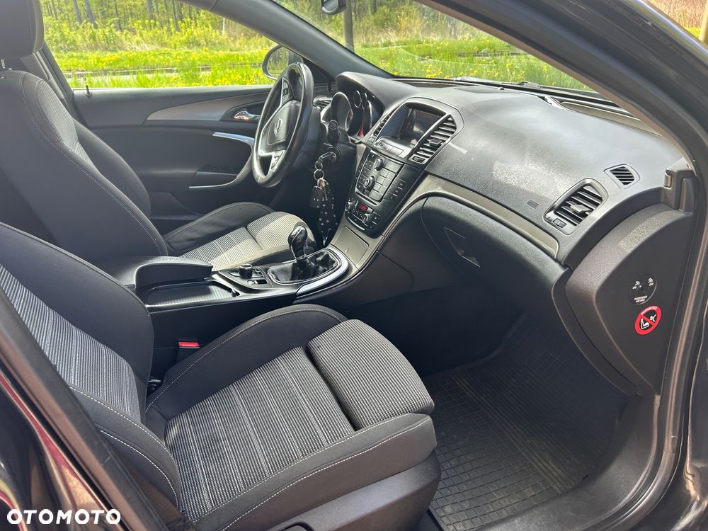 Opel Insignia 2.0 CDTI - 8