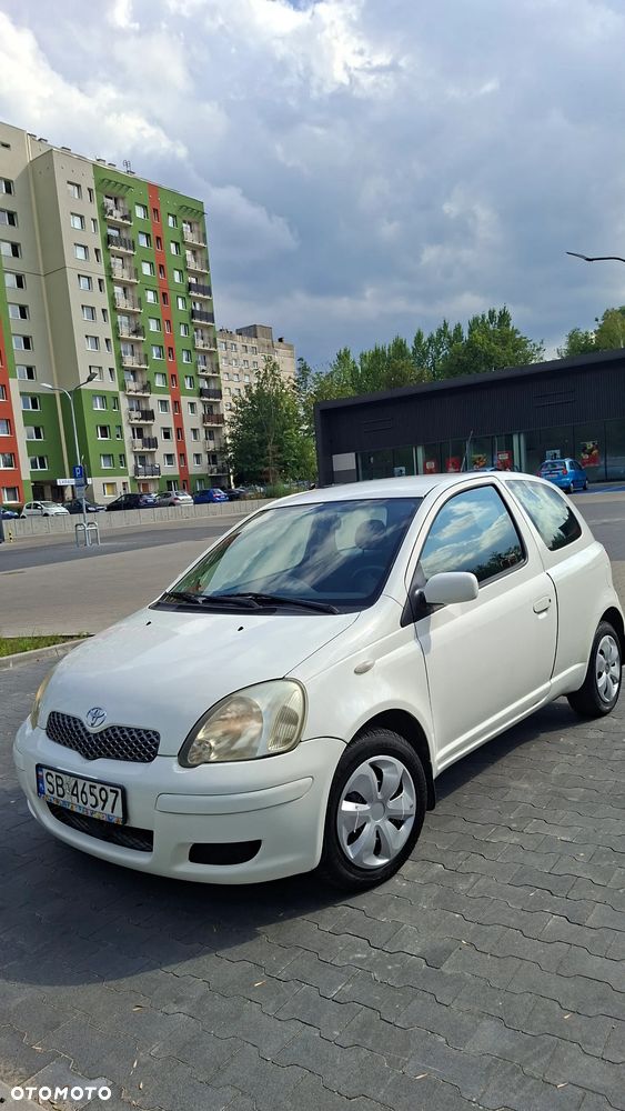 Toyota Yaris 1.3 Luna - 4