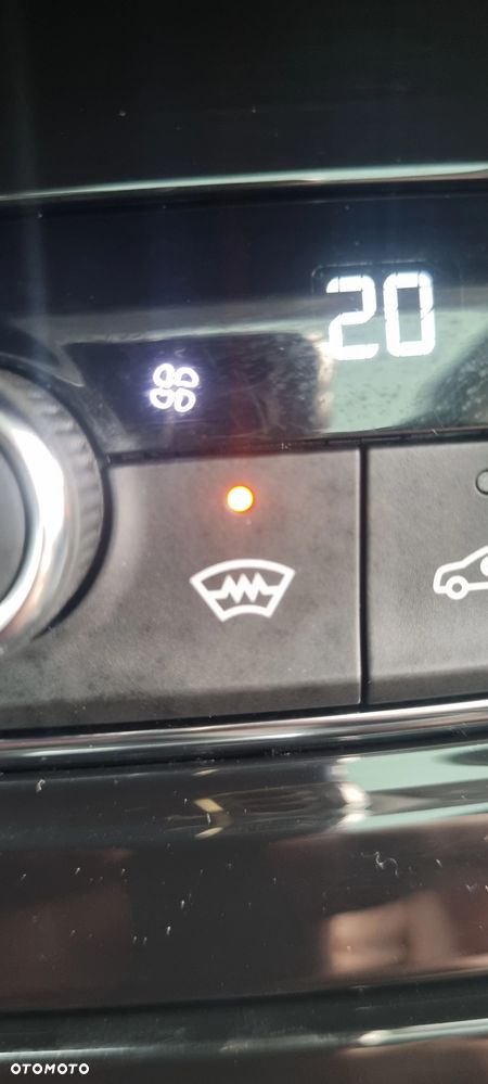 Opel Grandland X 1.6 D Start/Stop Business INNOVATION - 40