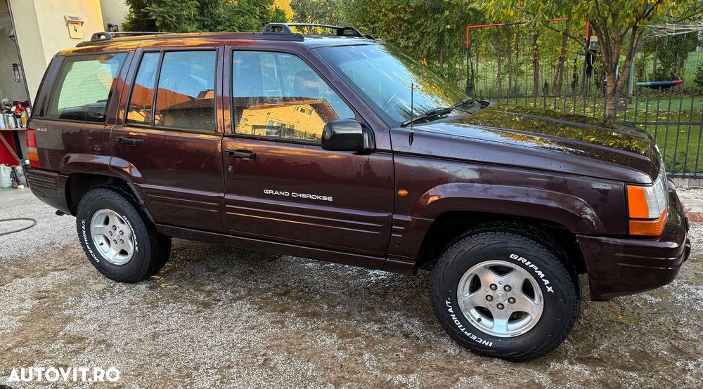 Jeep Grand Cherokee - 4