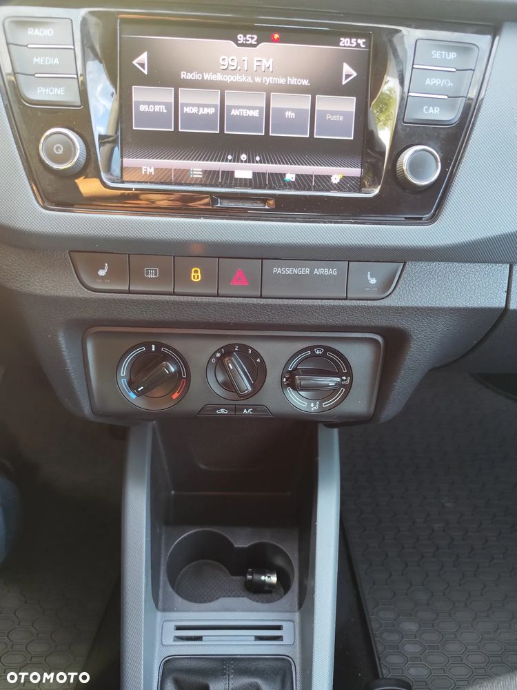 Skoda Fabia 1.0 MPI Active - 18
