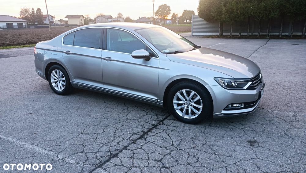 Volkswagen Passat 2.0 TDI (BlueMotion Technology) Comfortline - 5