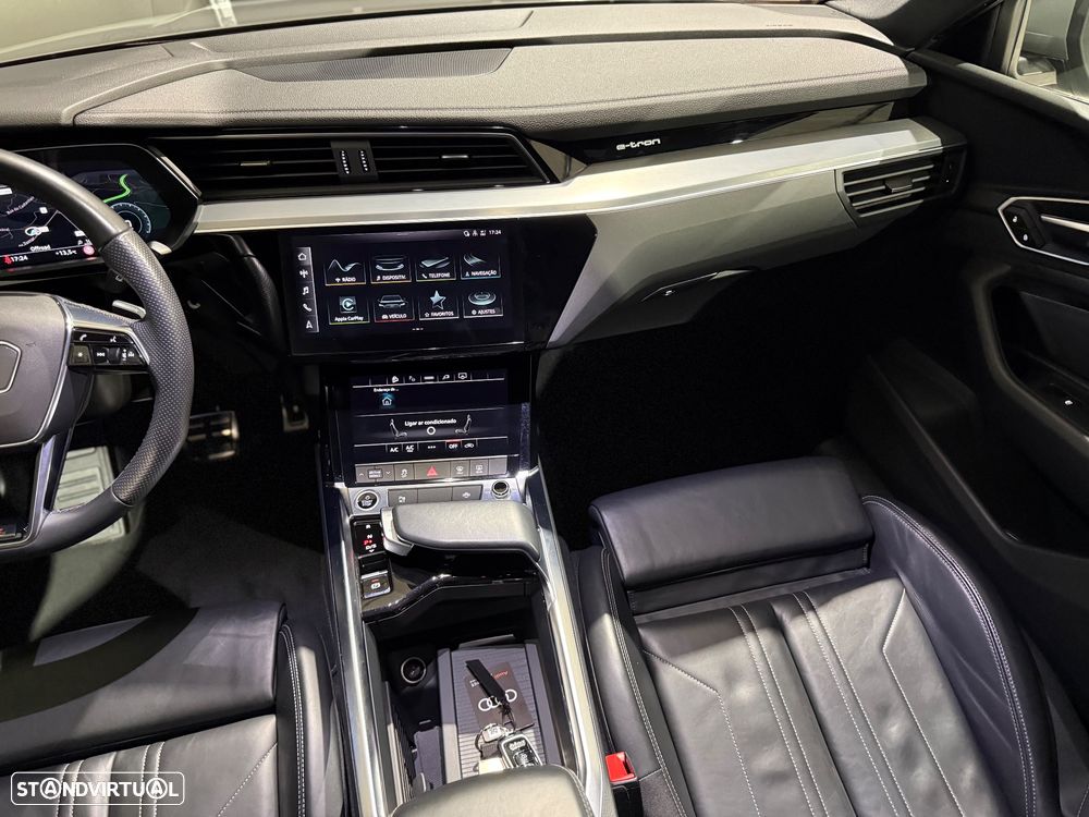 Audi Q8 e-Tron Sportback 50 quattro S line - 31