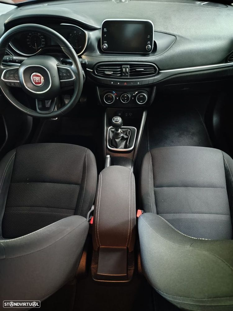 Fiat Tipo Station Wagon 1.6 M-Jet Lounge - 18