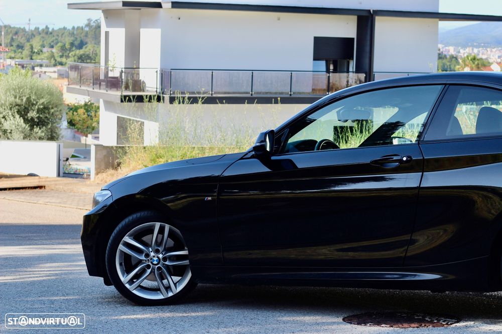 BMW 220 i Coupe Pack M - 13