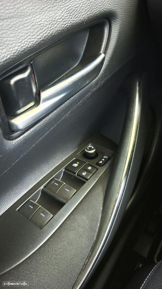 Toyota Corolla 1.8 Hybrid Comfort+P.Sport - 17