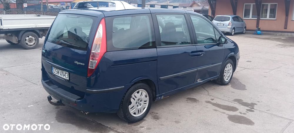 Fiat Ulysse 2.0 16V Active - 6