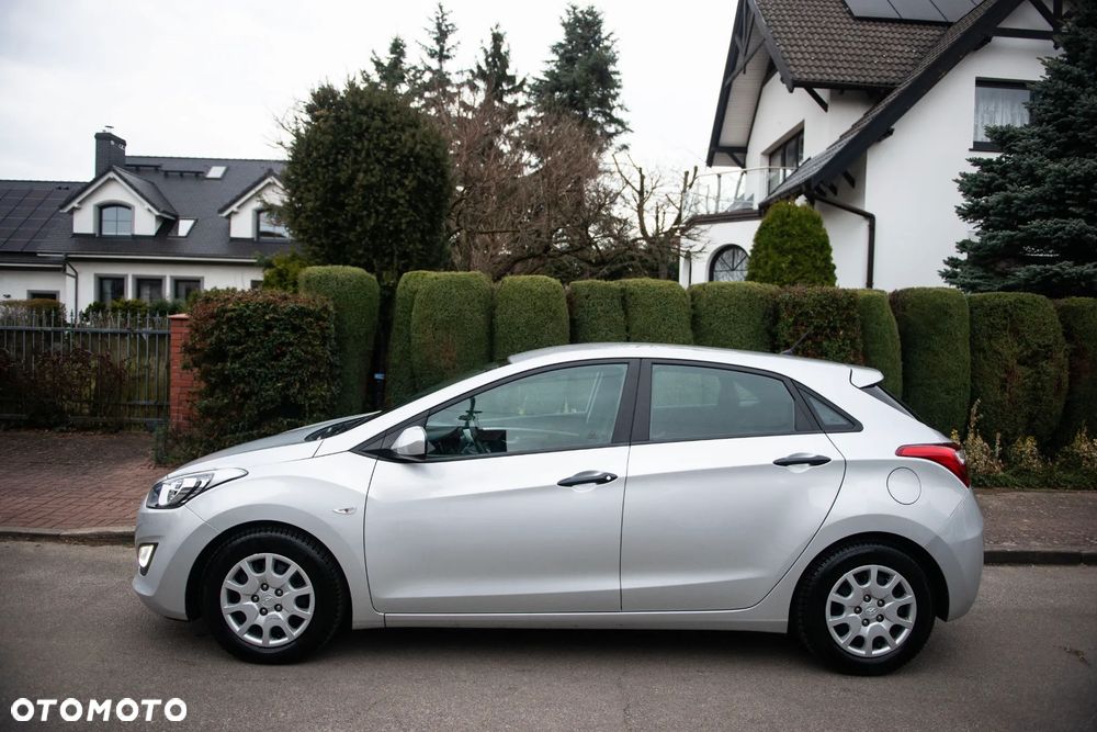 Hyundai i30 1.4 Style - 11