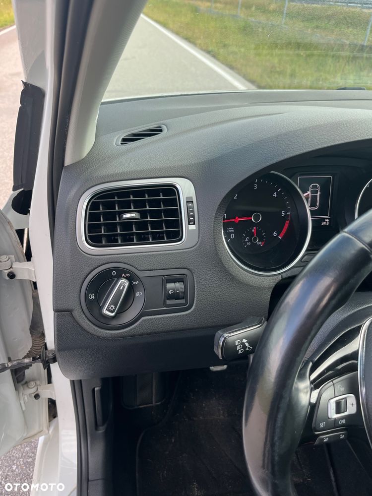 Volkswagen Polo 1.4 TDI Comfortline - 28