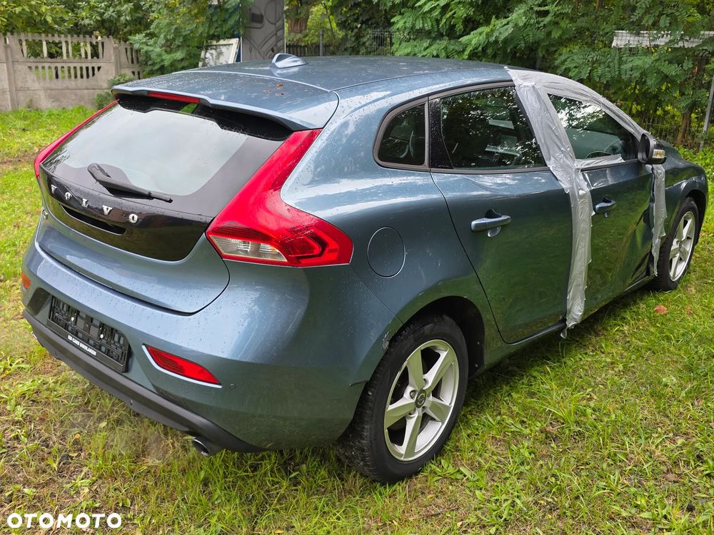 Volvo V40 T3 Kinetic - 6