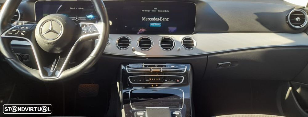 Mercedes-Benz E 300 - 12