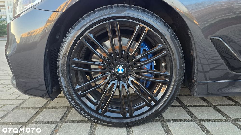 BMW Seria 5 - 35