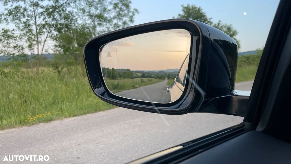 BMW Seria 3 320i Aut. M Sport - 34