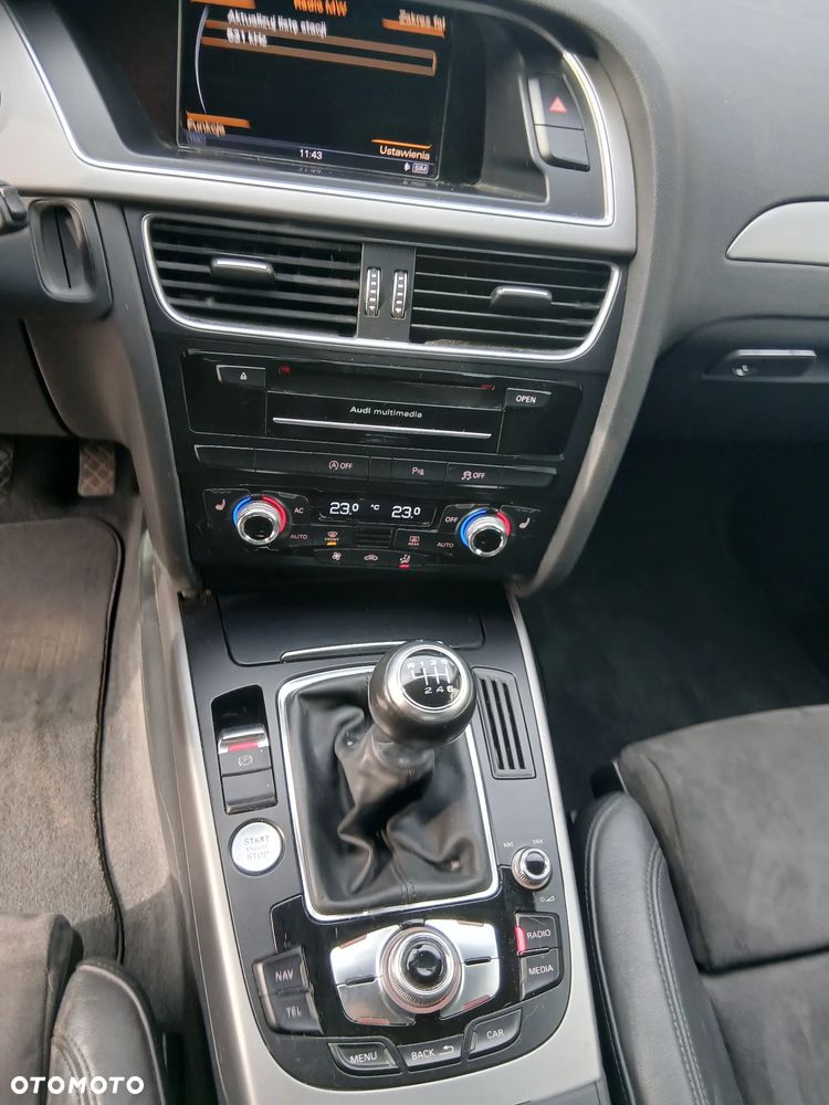 Audi A4 Allroad - 12