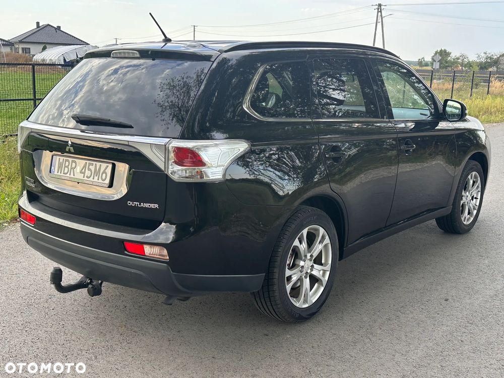Mitsubishi Outlander 2.0 2WD CVT Diamant Edition - 12