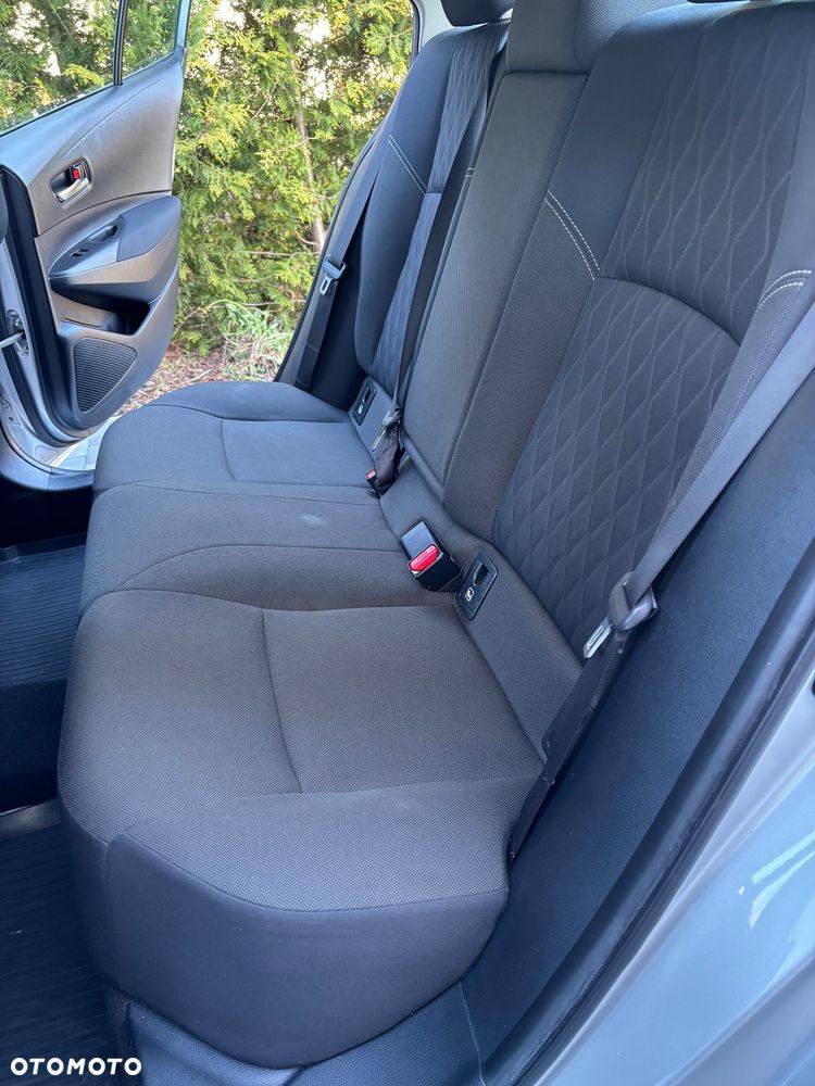 Toyota Corolla 1.6 Executive - 26