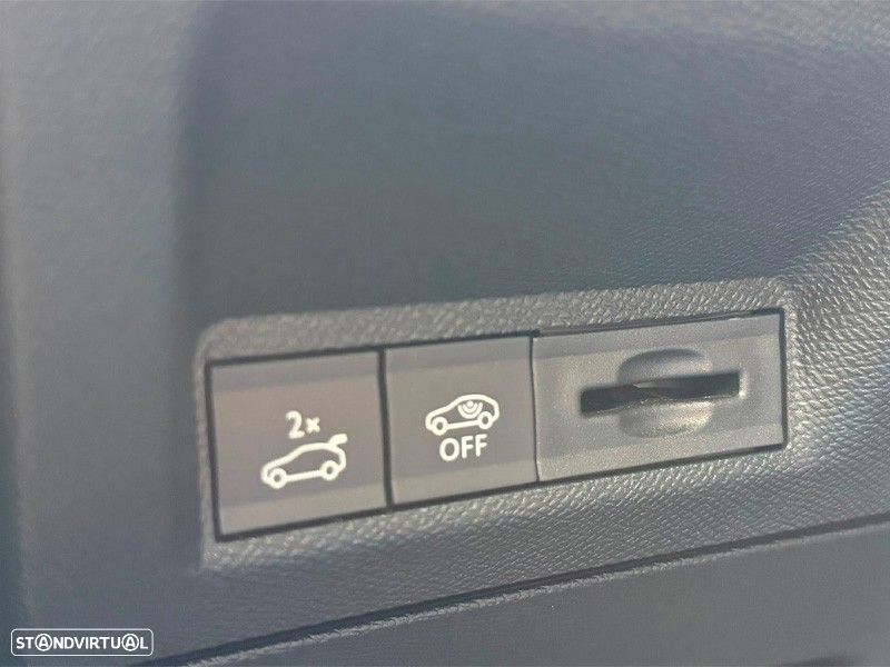 Peugeot 3008 1.2 Hybrid GT e-DCS6 - 26