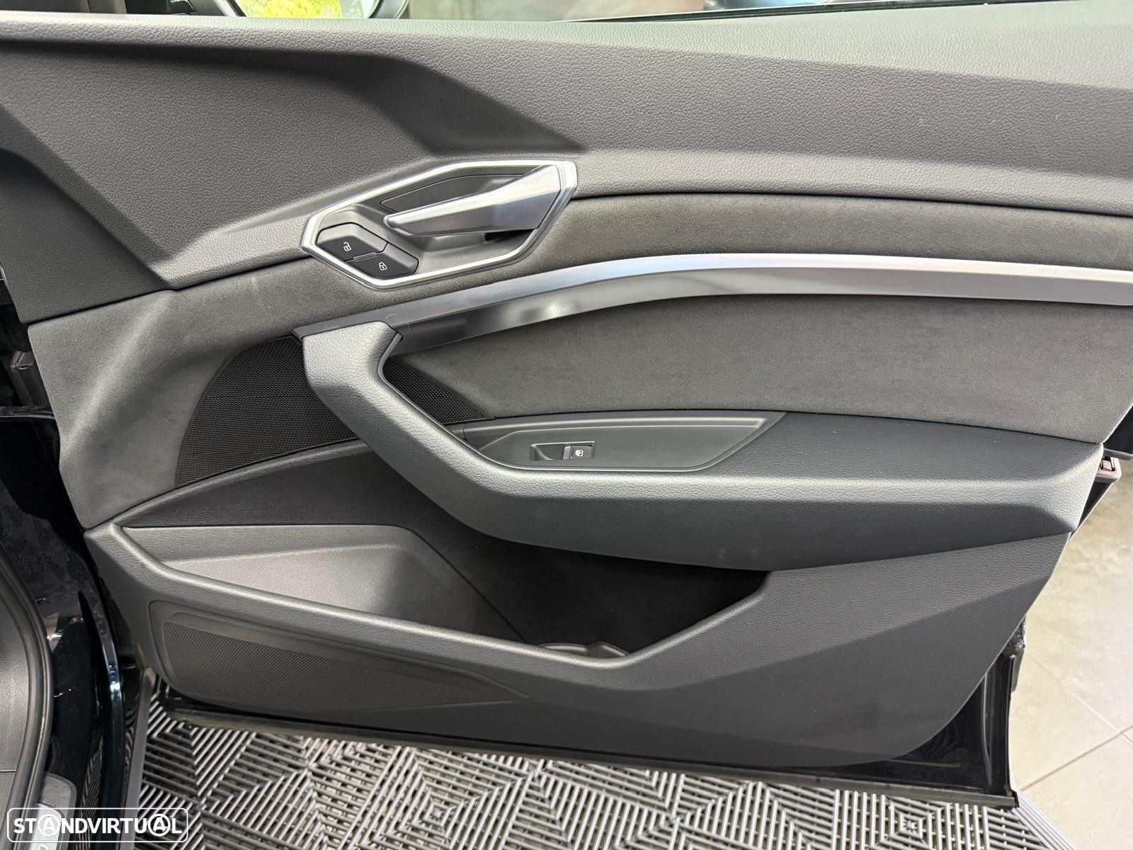 Audi e-tron Sportback 55 quattro S line - 48