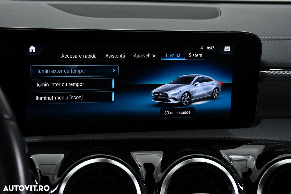 Mercedes-Benz CLA 200 - 32