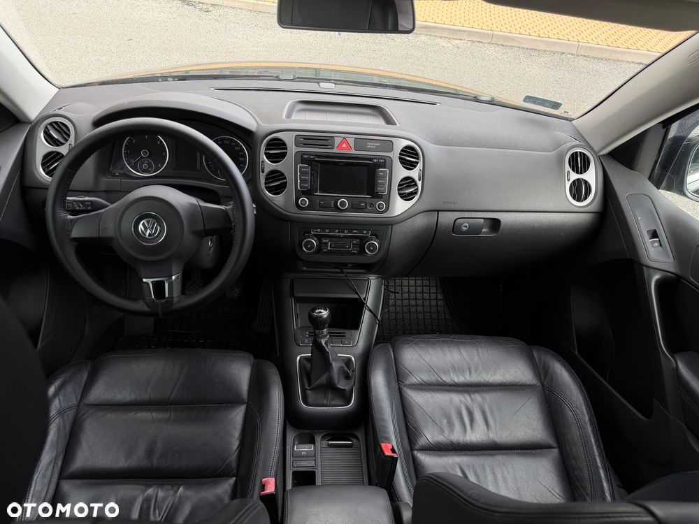Volkswagen Tiguan 2.0 TDI DPF BlueMotion Technology Sport & Style - 6