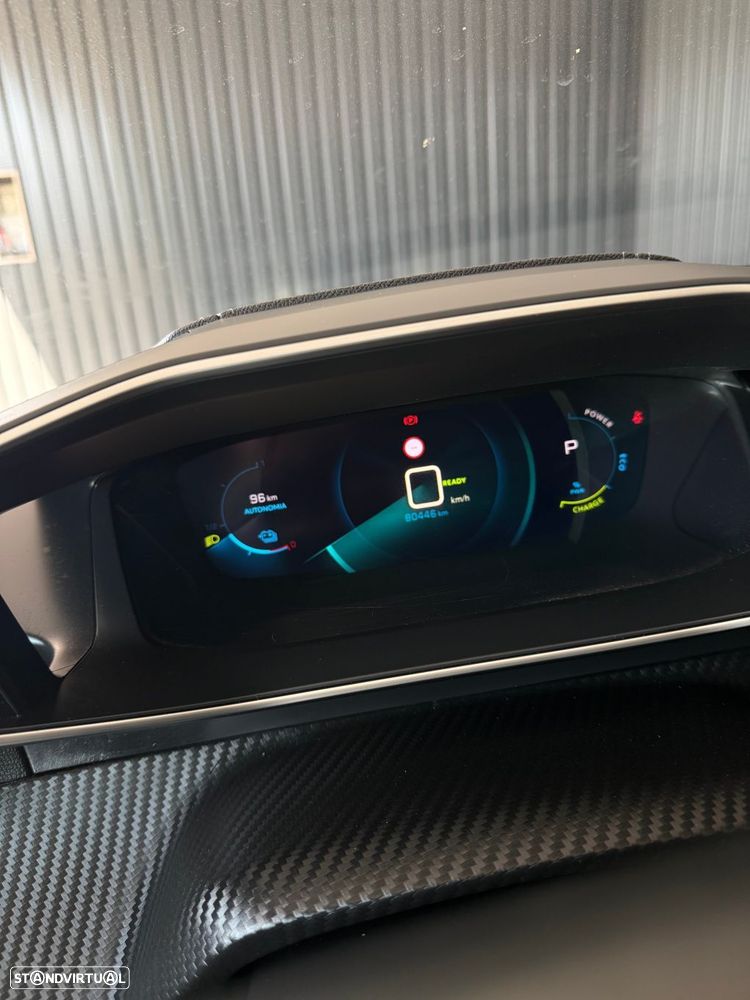 Peugeot e-208 50 kWh GT Pack - 28