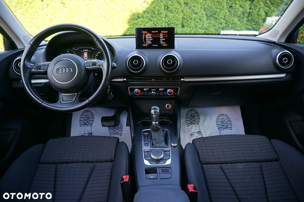 Audi A3 Sportback 2.0 TDI S tronic - 24