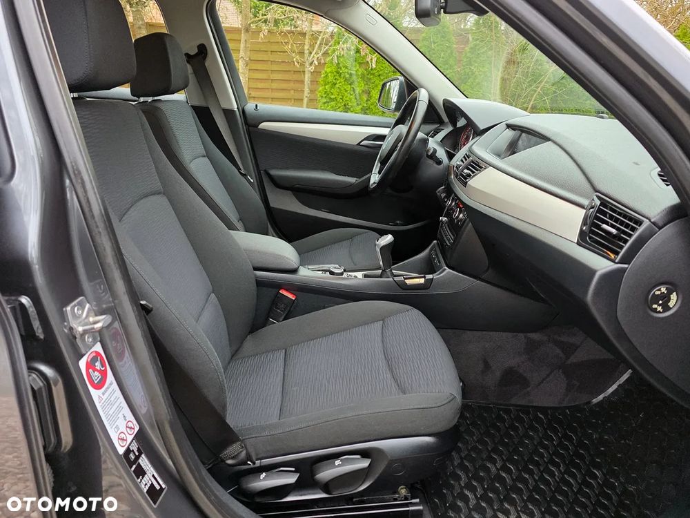 BMW X1 sDrive16d xLine - 29